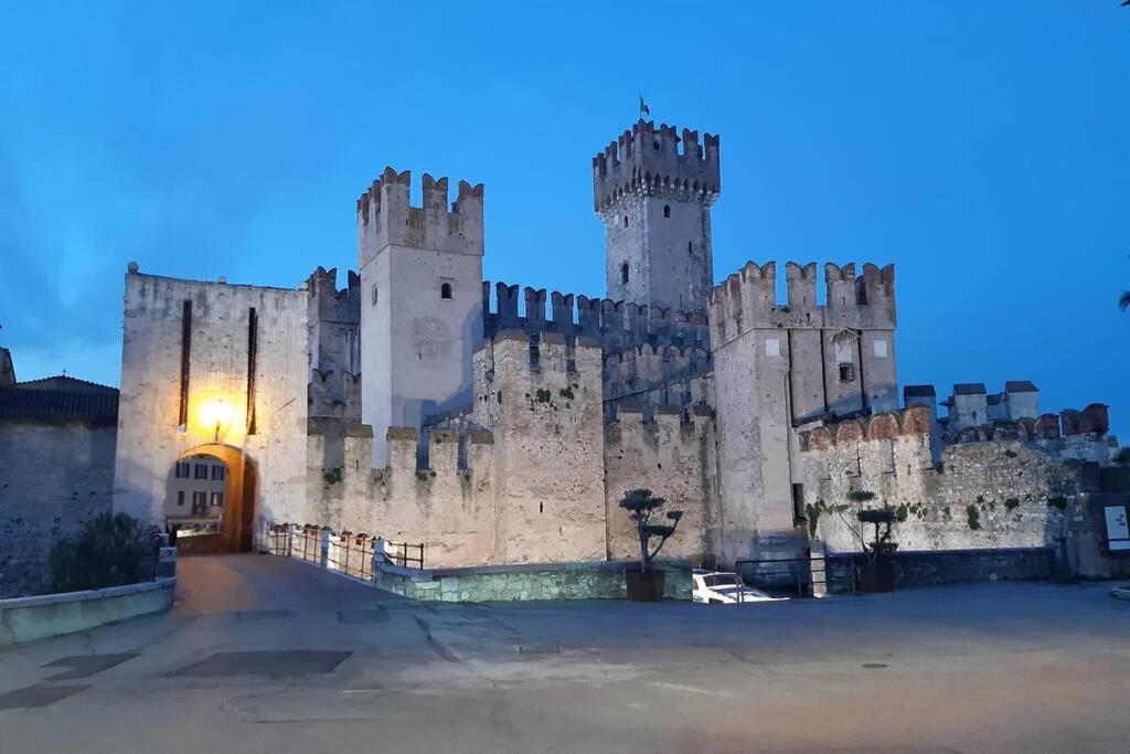 Il Torchio Rooftop Apartment With Wide Terrace Sirmione Ngoại thất bức ảnh